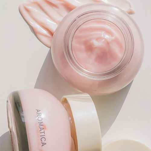 Aromatica Интенсивно увлажняющий крем Reviving Rose Infusion Cream 50мл — изображение 2