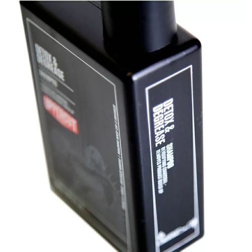 Uppercut Deluxe Detox and Degrease Shampoo - Детокс шампунь 240 мл — изображение 4