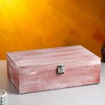 Подарочный ящик 34x21.5x10.5 см деревянный 3 отдела, с закрывающейся крышкой, брашированный